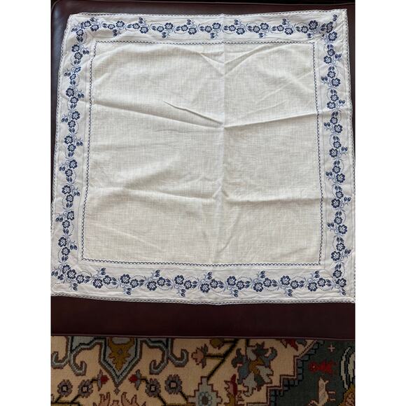 Vintage White Linen Square Table Topper Blue Floral Embroidered Trim - Picture 1 of 4